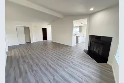 27 Valley Crest Court, Sacramento, CA 95823 - Photo 7