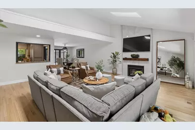 2800 Calle Vista Way, Sacramento, CA 95821 - Photo 11