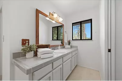 11589 Ragan Way, Grass Valley, CA 95949 - Photo 23