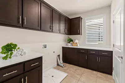 250 Clover Meadows Circle, Lincoln, CA 95648 - Photo 17