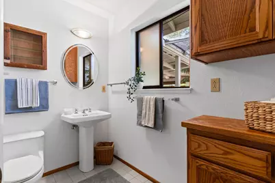 8865 Phoenix Avenue, Fair Oaks, CA 95628 - Photo 17
