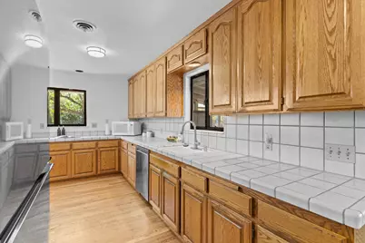 8865 Phoenix Avenue, Fair Oaks, CA 95628 - Photo 15