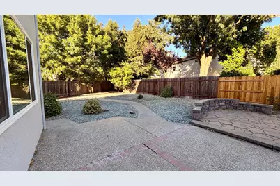 5417 Elk Hollow Court, Elk Grove, CA 95758 - Photo 51