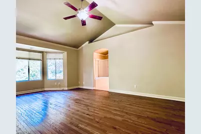 852 E Newcastle Lane, Fresno, CA 93720 - Photo 15