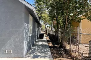 4308 E Nichols Ave, Sacramento, CA 95820 - Photo 29