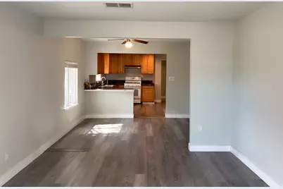 4308 E Nichols Avenue, Sacramento, CA 95820 - Photo 5