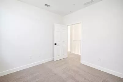 1837 S La Barbera Avenue, Mountain House, CA 95391 - Photo 29