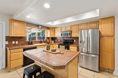 5470 Paragon Street, Rocklin, CA 95677 - Photo 19