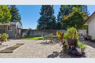 7625 Rodden Road, Oakdale, CA 95361 - Photo 39