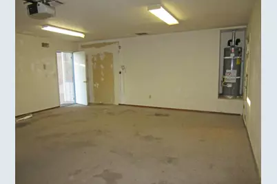 1919 Amberwood Court, Stockton, CA 95207 - Photo 19