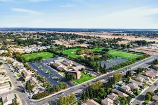 8825 Alder Grove Pl, Elk Grove, CA 95624 - Photo 59