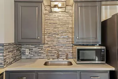 1000 Sunrise Court, Livingston, CA 95334 - Photo 9