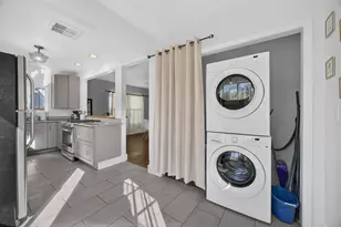 2310 32nd St, Sacramento, CA 95817 - Photo 23