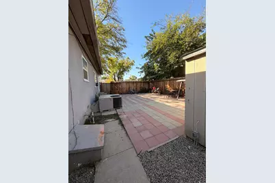 205 Cloverdale Avenue, Modesto, CA 95354 - Photo 17