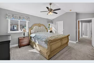 9510 Royston Way, Elk Grove, CA 95758 - Photo 31