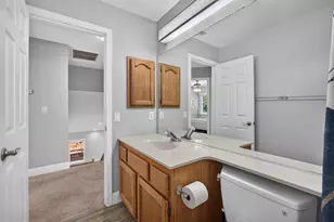 9510 Royston Way, Elk Grove, CA 95758 - Photo 41