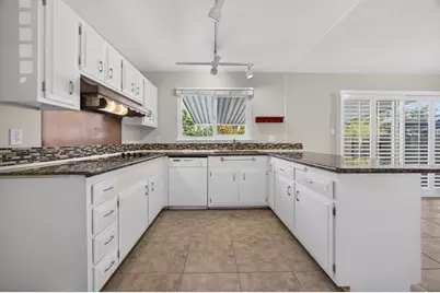 3333 Eisenhower Drive, Sacramento, CA 95826 - Photo 21