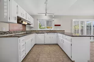 3333 Eisenhower Dr, Sacramento, CA 95826 - Photo 21
