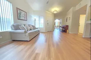 9009 Bungalow Way, Elk Grove, CA 95758 - Photo 3