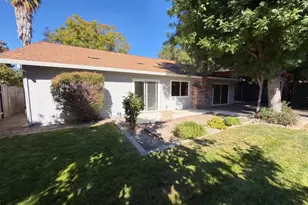 6800 Havenhurst Dr, Sacramento, CA 95831 - Photo 35