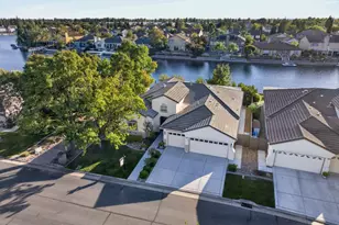 2904 Robinson Creek Ln, Elk Grove, CA 95758 - Photo 45