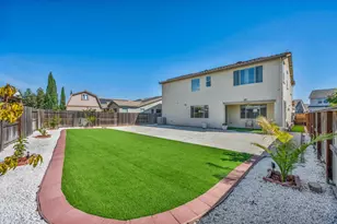 1693 Harvest Ln, Manteca, CA 95337 - Photo 11