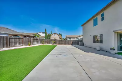 1693 Harvest Lane, Manteca, CA 95337 - Photo 13