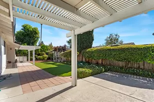 6764 Breakwater Way, Sacramento, CA 95831 - Photo 29