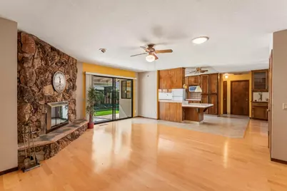 6764 Breakwater Way, Sacramento, CA 95831 - Photo 11
