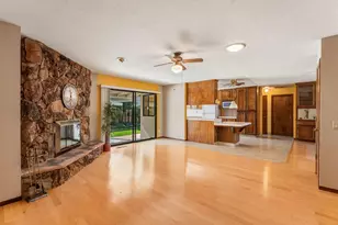 6764 Breakwater Way, Sacramento, CA 95831 - Photo 11