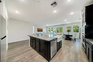 8759 Winterfest Way, Elk Grove, CA 95624 - Photo 7