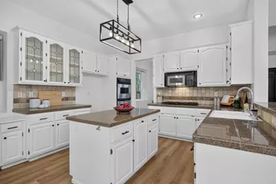 1337 Blough Way, Folsom, CA 95630 - Photo 15
