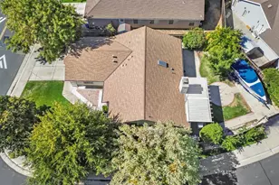 6109 Brockenhurst Dr, Elk Grove, CA 95758 - Photo 43