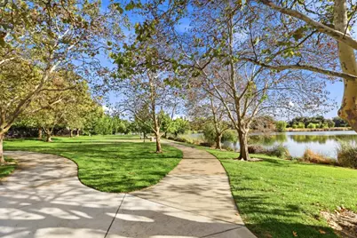 8908 Royal Gate Way, Elk Grove, CA 95624 - Photo 35