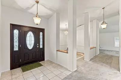 8908 Royal Gate Way, Elk Grove, CA 95624 - Photo 3