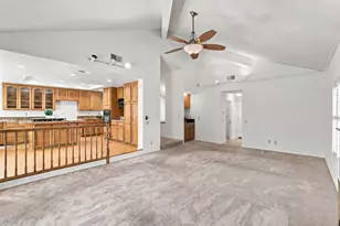 8908 Royal Gate Way, Elk Grove, CA 95624 - Photo 13