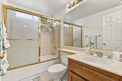 8908 Royal Gate Way, Elk Grove, CA 95624 - Photo 25