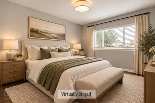 4960 Bradford Dr, Sacramento, CA 95820 - Photo 15