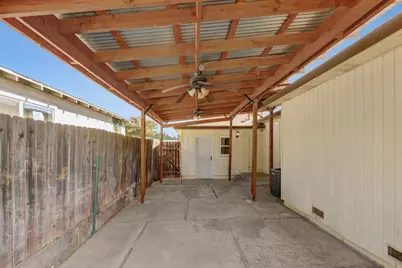 4960 Bradford Drive, Sacramento, CA 95820 - Photo 35