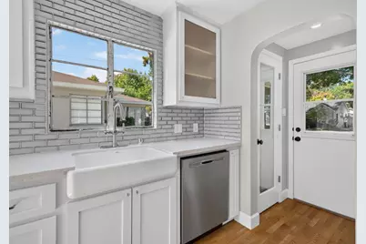 224 Berverdor Avenue, Tracy, CA 95376 - Photo 11