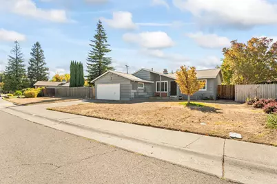 2436 Salix Way, Sacramento, CA 95825 - Photo 5