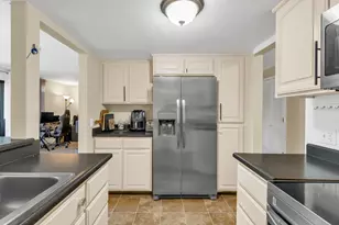 903 Fulton Ave, Sacramento, CA 95825 - Photo 5