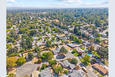 5400 Essex Court, Fair Oaks, CA 95628 - Photo 23