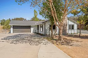 2537 Holmquist Ln, Valley Springs, CA 95252 - Photo 3