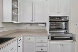 2204 Pyramid Way, Sacramento, CA 95821 - Photo 15