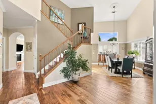 9021 Old Creek Dr, Elk Grove, CA 95758 - Photo 3