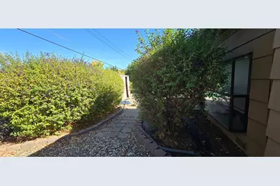 2212 Alegre Court, Rancho Cordova, CA 95670 - Photo 23