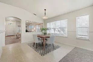 5352 Buckwood Way, Sacramento, CA 95835 - Photo 9