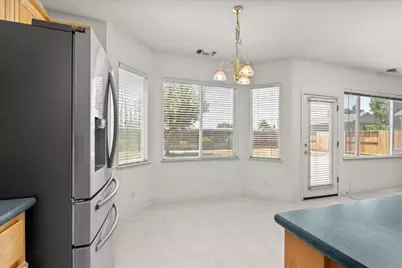 4025 Beyer Park Drive, Modesto, CA 95357 - Photo 21