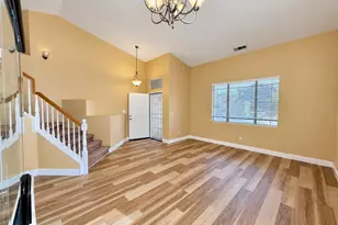 9050 Descendant Dr, Elk Grove, CA 95758 - Photo 3
